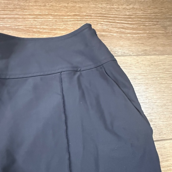 Athleta Stellar Wide Leg Women's Crop Pants, Black, Size 14, Lifestyle, Athletic - Picture 3 of 13